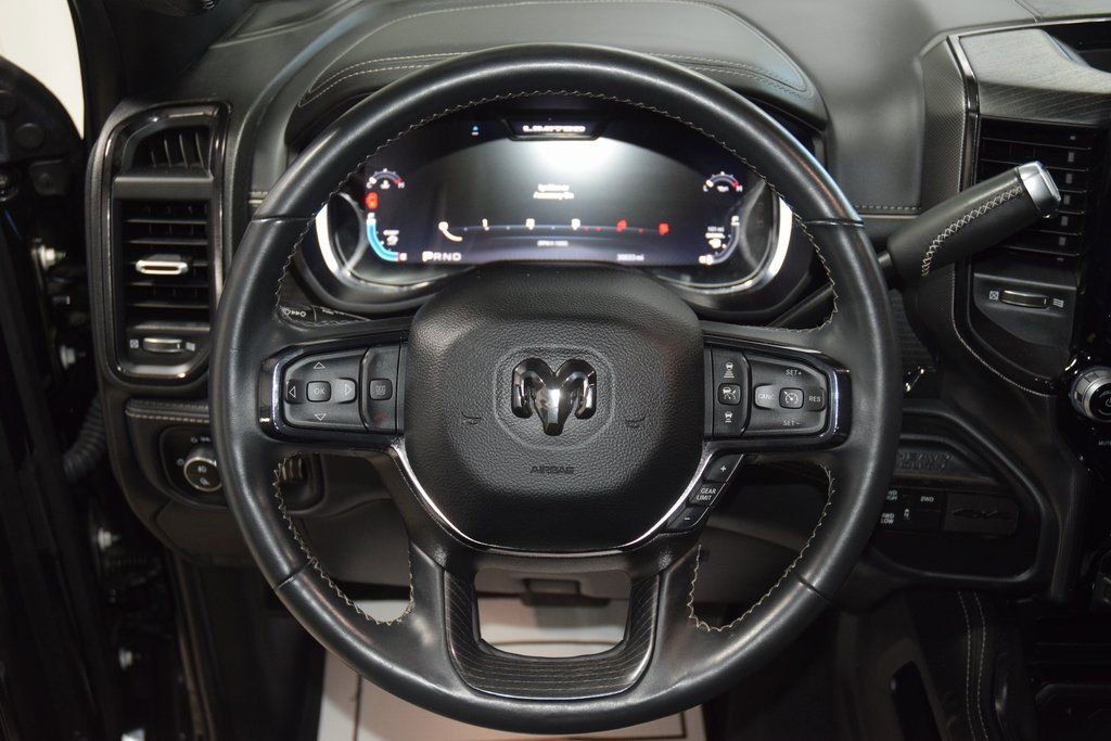 Used 2024 RAM 2500 Limited image 37