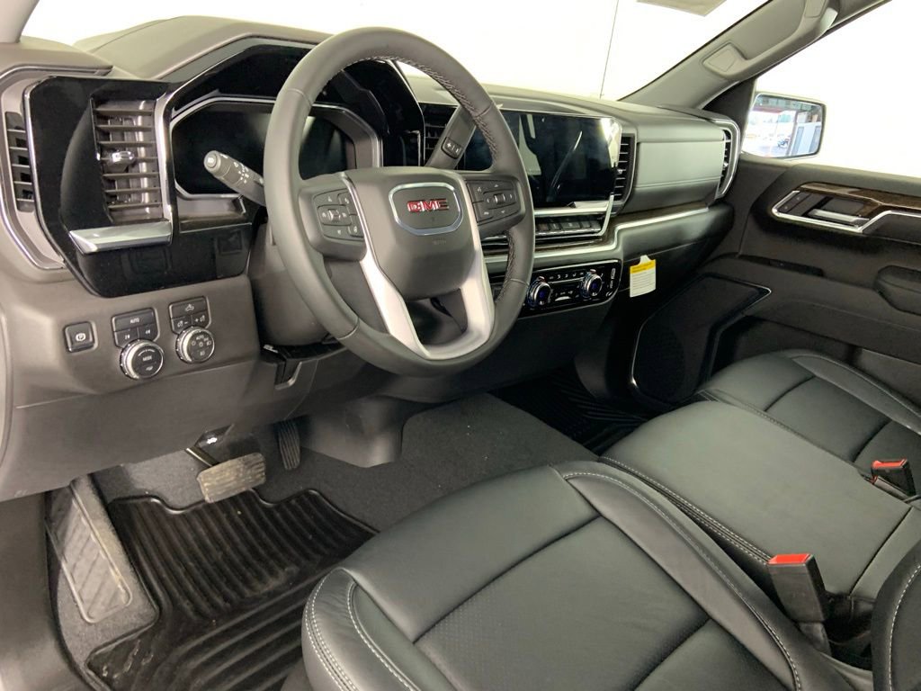 Used 2026 GMC Sierra 1500 Elevation image 25