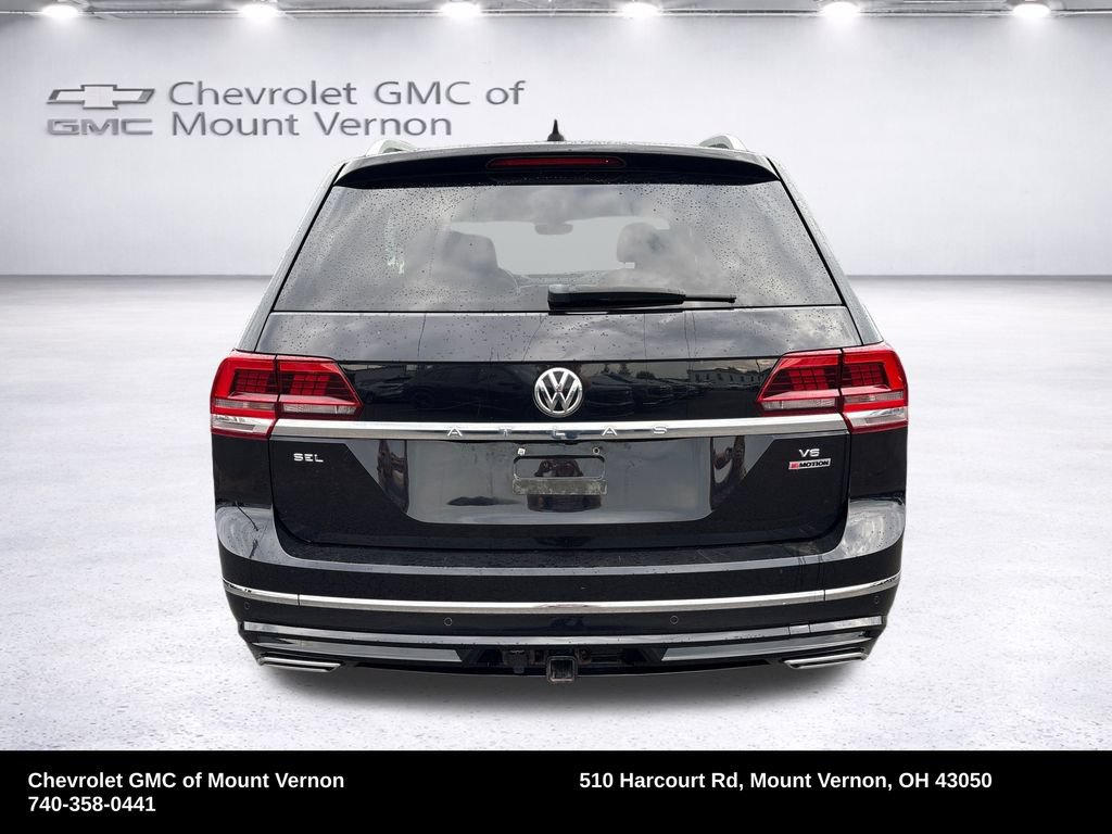 Used 2019 Volkswagen Atlas SEL R-Line AWD/4WD image 4