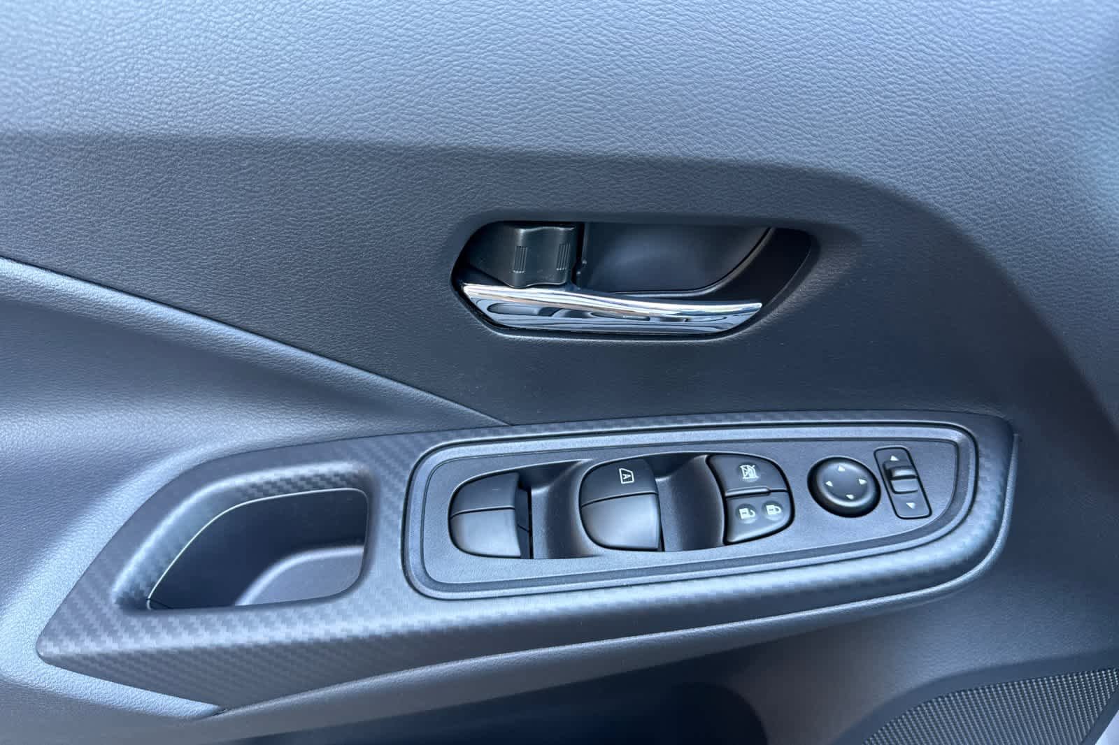 New 2025 Nissan Versa SV w/ Trunk Package image 12