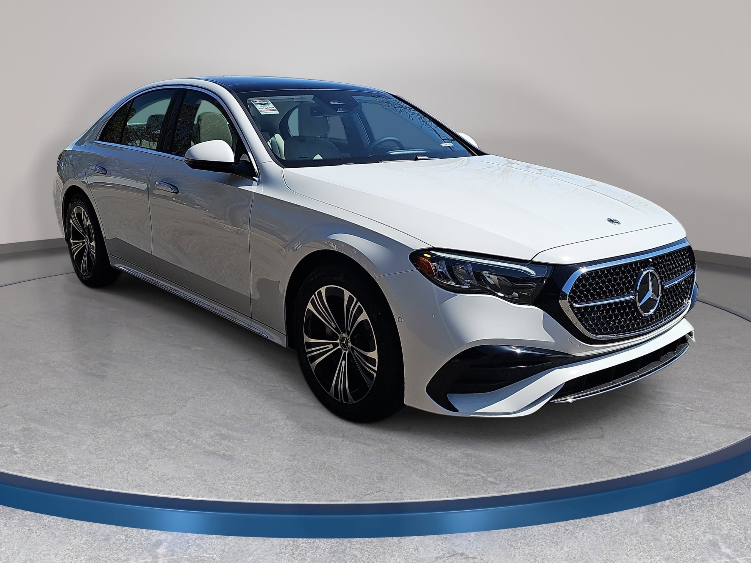 New 2026 Mercedes-Benz E 350 4MATIC Sedan image 3