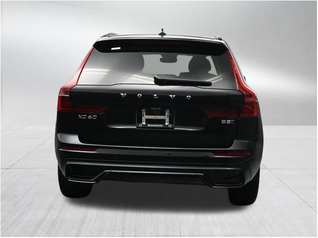 New 2026 Volvo XC60 B5 Plus AWD/4WD image 4