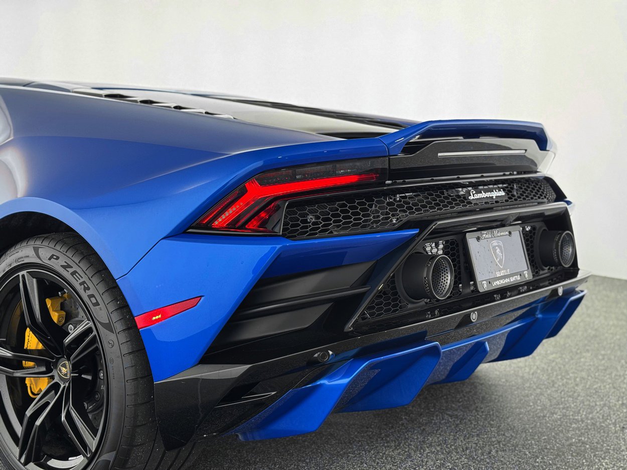 Used 2020 Lamborghini Huracan EVO image 49