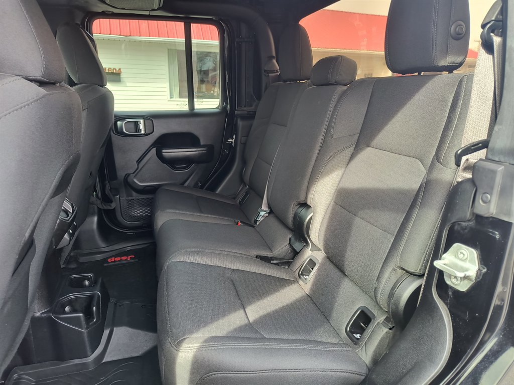 Used 2020 Jeep Gladiator Sport w/ Quick Order Package 23S image 34