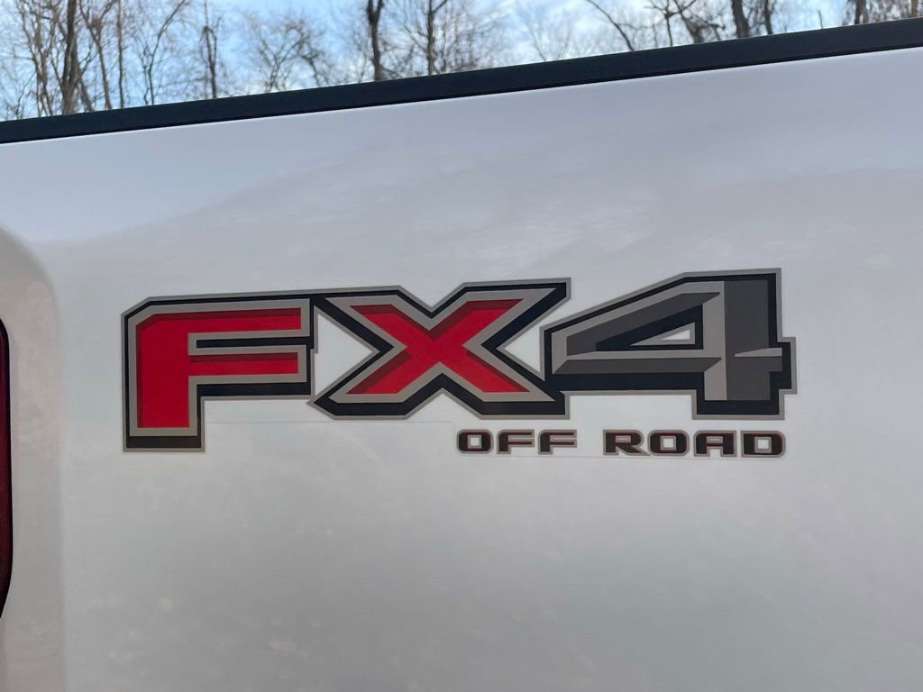 Used 2026 Ford F350 Platinum w/ FX4 Off-Road Package image 22