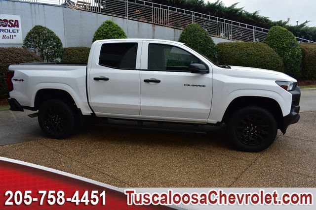 Used 2026 Chevrolet Colorado W/T w/ WT Custom Package AWD/4WD image 13