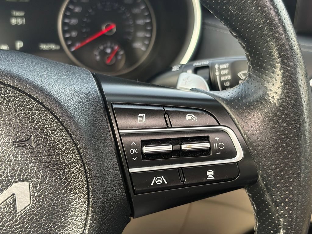 Used 2023 Kia Stinger GT2 AWD/4WD image 32