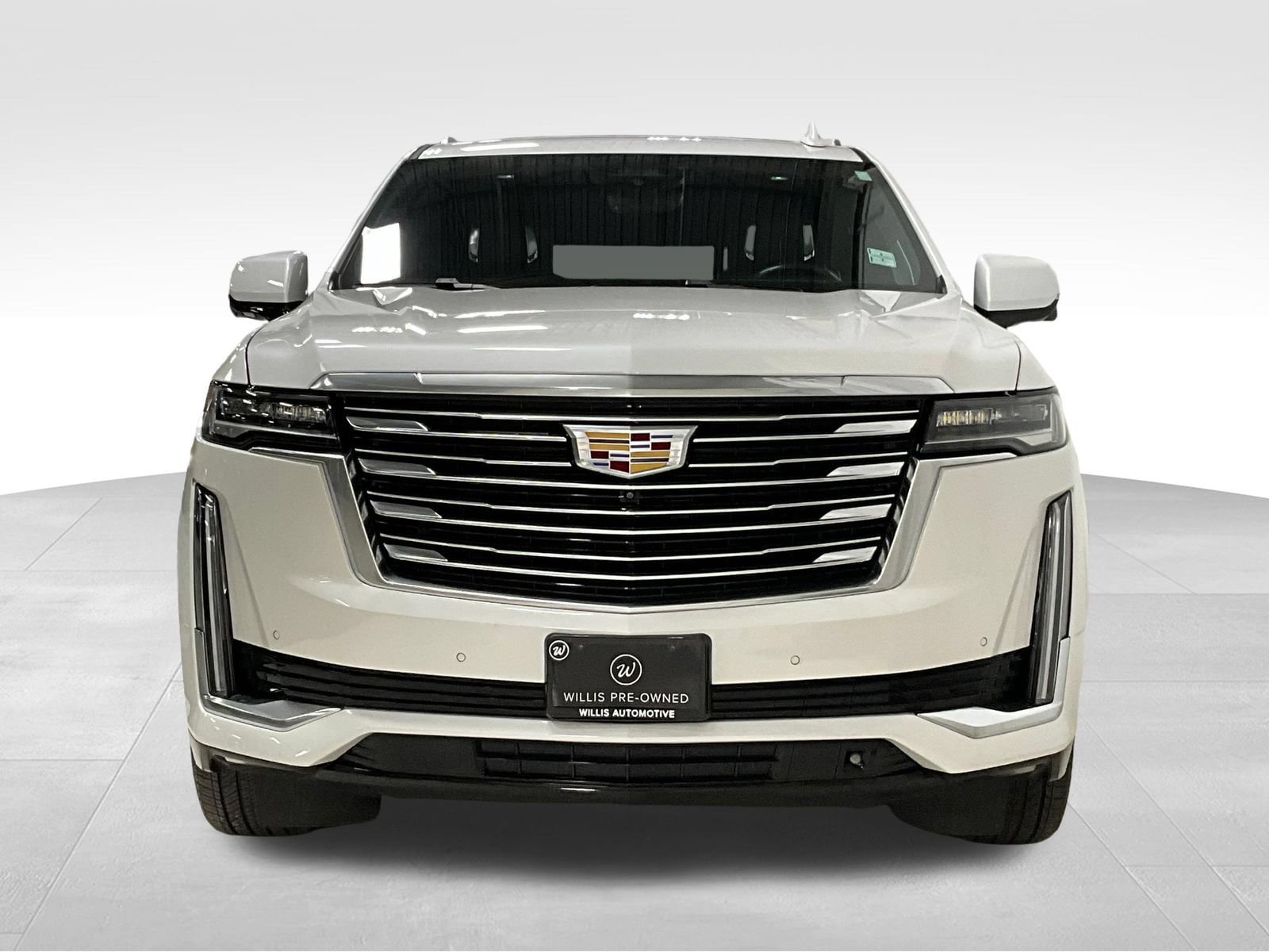 Used 2022 Cadillac Escalade ESV Premium Luxury Platinum w/ Heavy-Duty Trailer Package AWD/4WD image 3