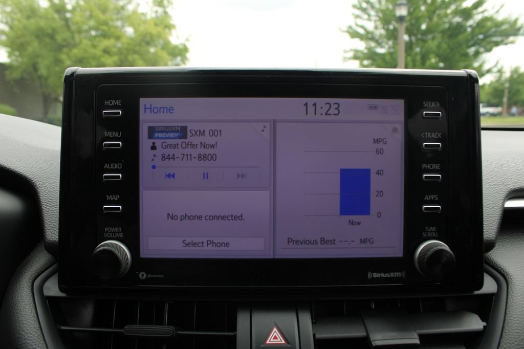 Used 2022 Toyota RAV4 SE w/ Weather & Moonroof Package AWD/4WD image 22