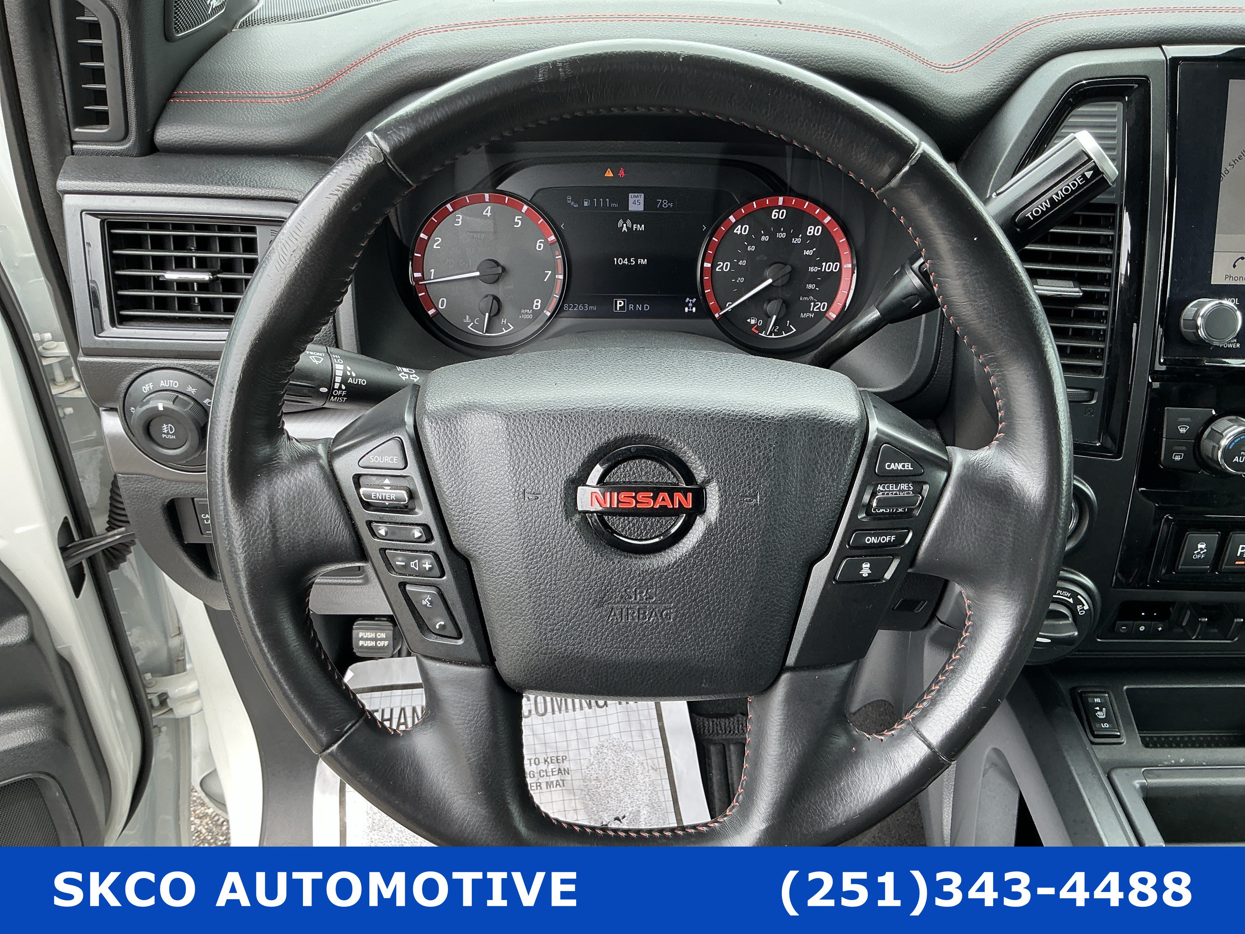 Used 2020 Nissan Titan PRO-4X w/ Pro-4x Convenience Package AWD/4WD image 16