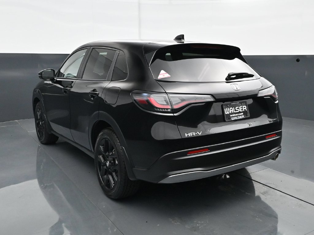 Used 2024 Honda HR-V Sport image 5