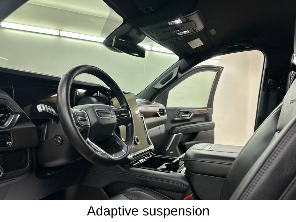 Certified 2025 GMC Yukon Denali AWD/4WD image 33