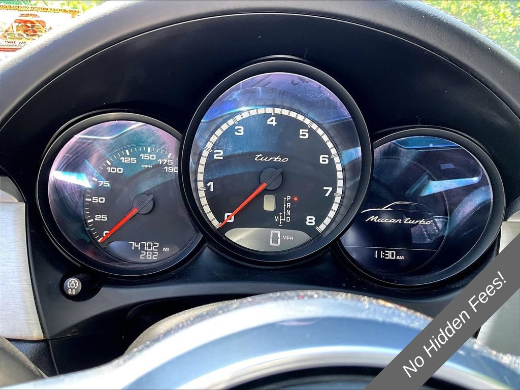 Used 2018 Porsche Macan Turbo w/ Premium Package Plus AWD/4WD image 18
