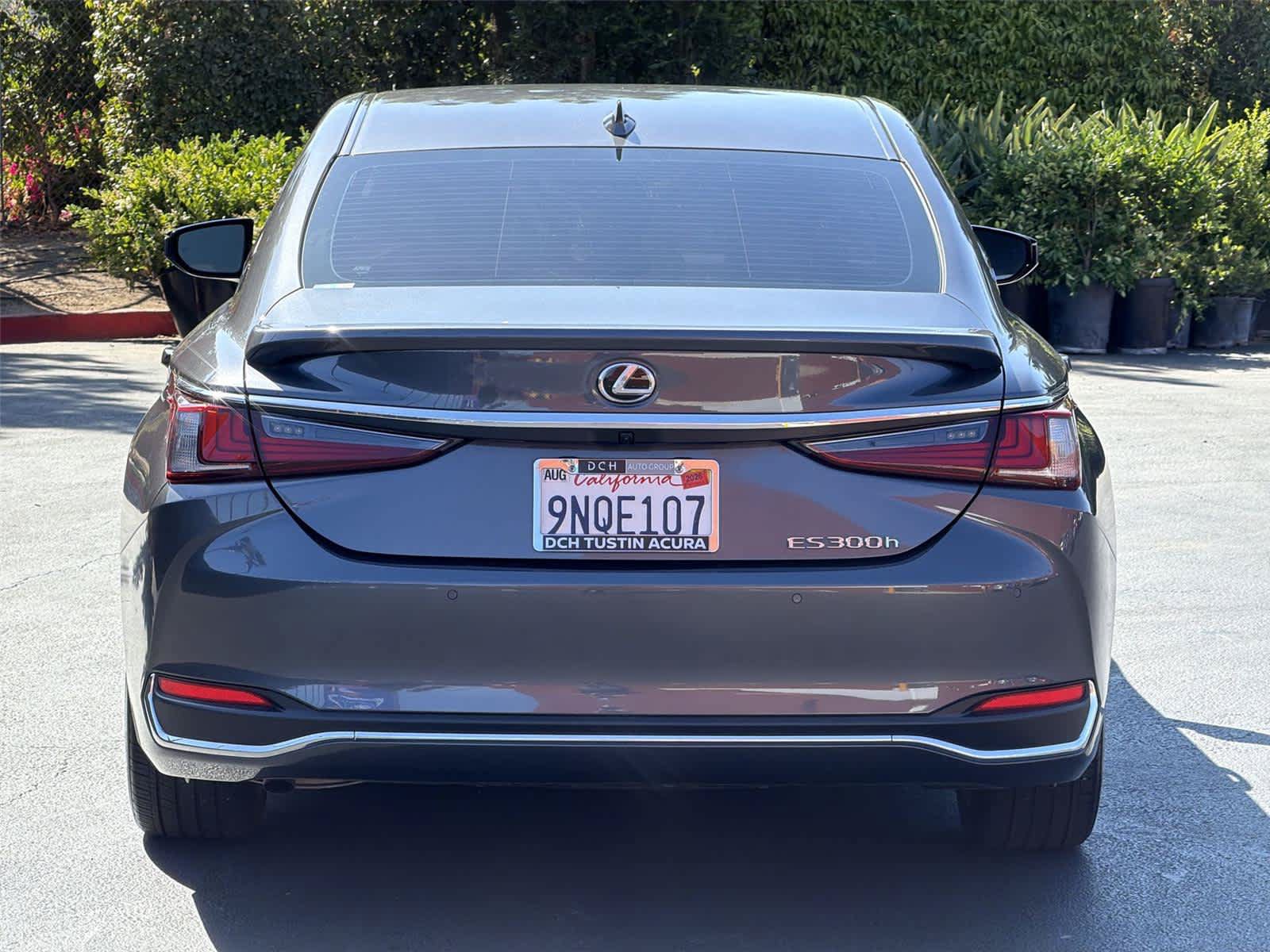 Used 2025 Lexus ES 300h w/ Premium Package FWD image 6