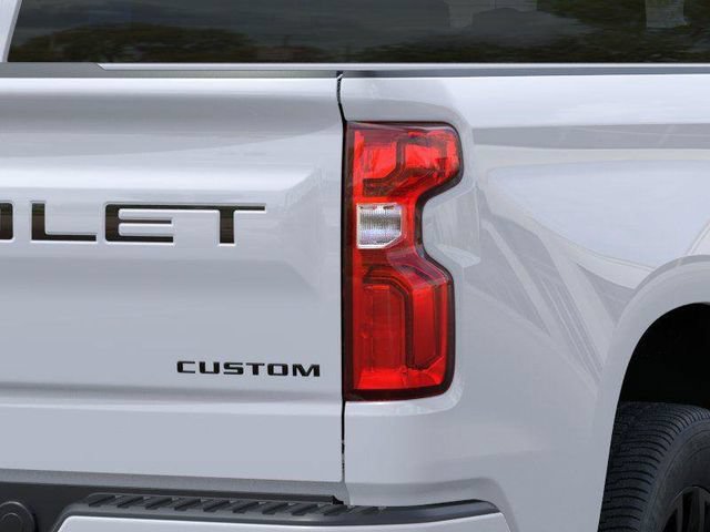 New 2026 Chevrolet Silverado 1500 Custom w/ LPO, Dark Essentials Package RWD image 11