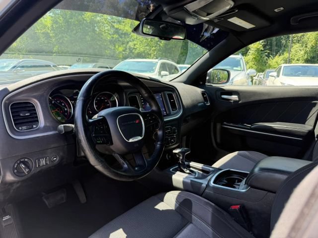 Used 2019 Dodge Charger SXT AWD/4WD image 10