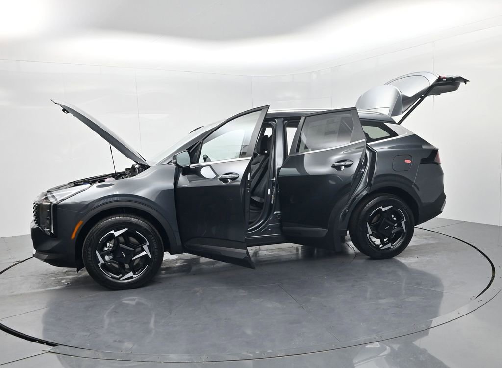 New 2026 Kia Sportage EX image 57