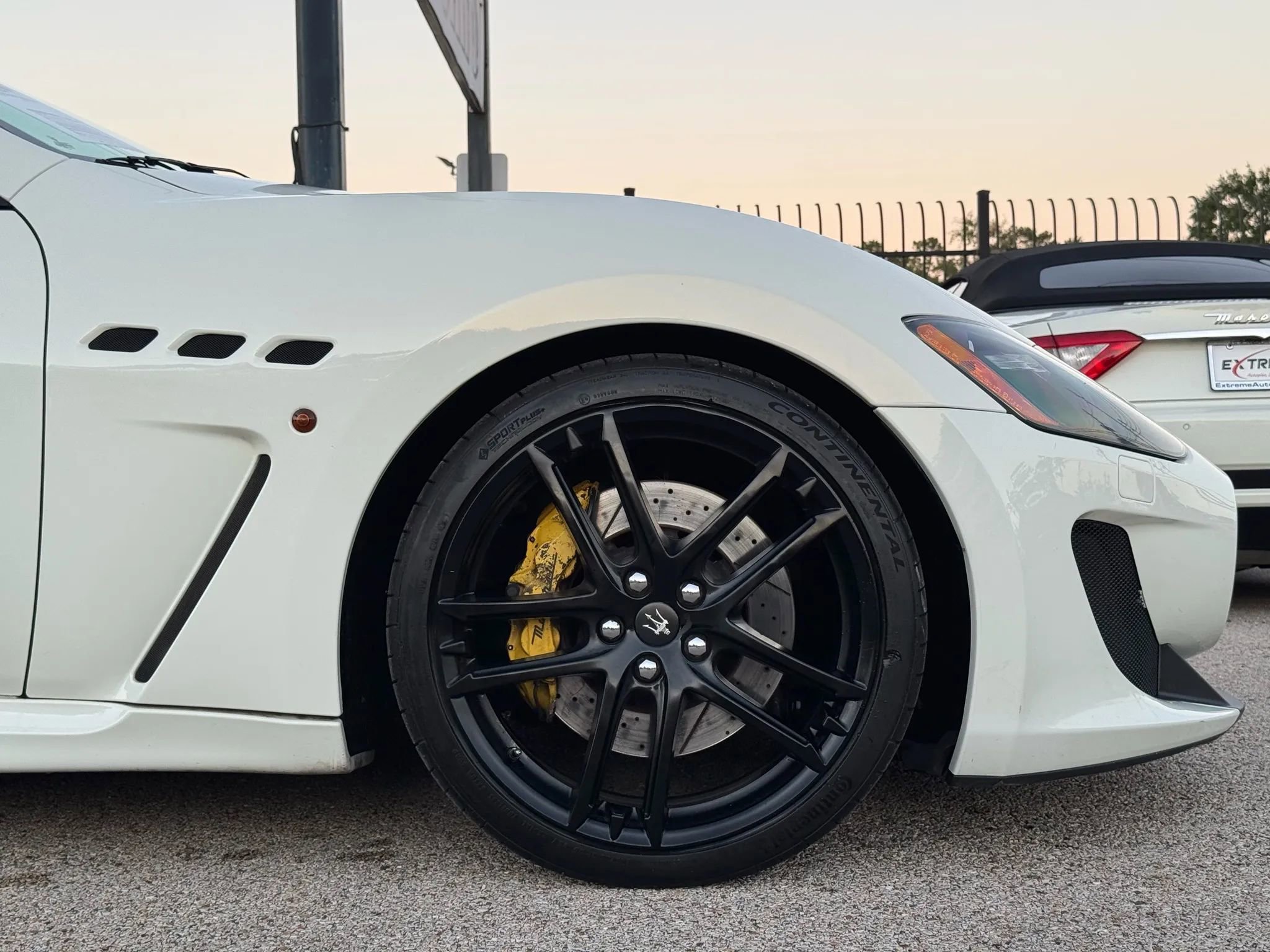 Used 2013 Maserati GranTurismo Sport image 16