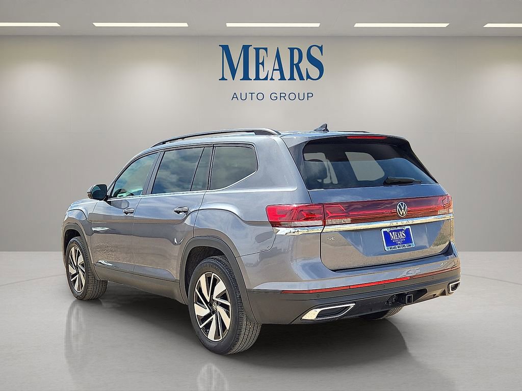 Used 2025 Volkswagen Atlas SE FWD image 3