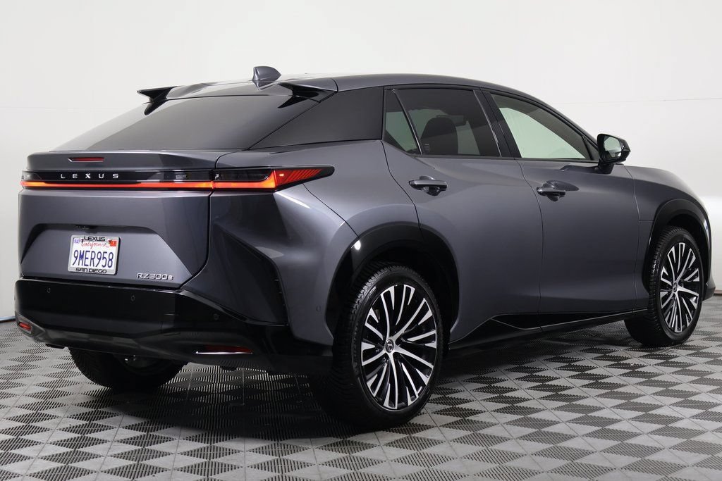 Certified 2024 Lexus RZ 300e Premium w/ Technology Package FWD image 4