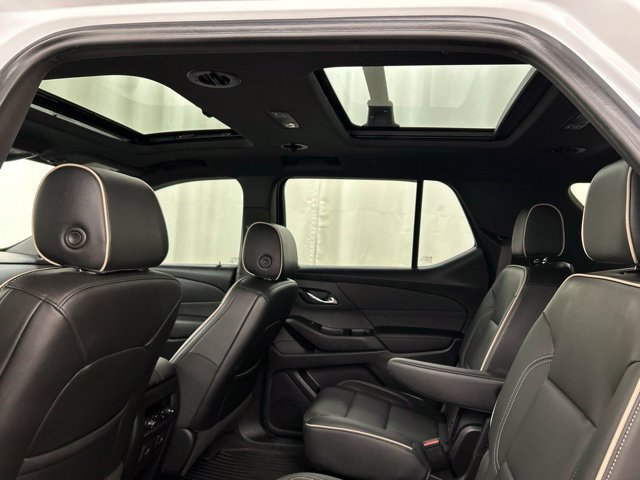 Used 2022 Chevrolet Traverse Premier w/ Redline Edition AWD/4WD image 25