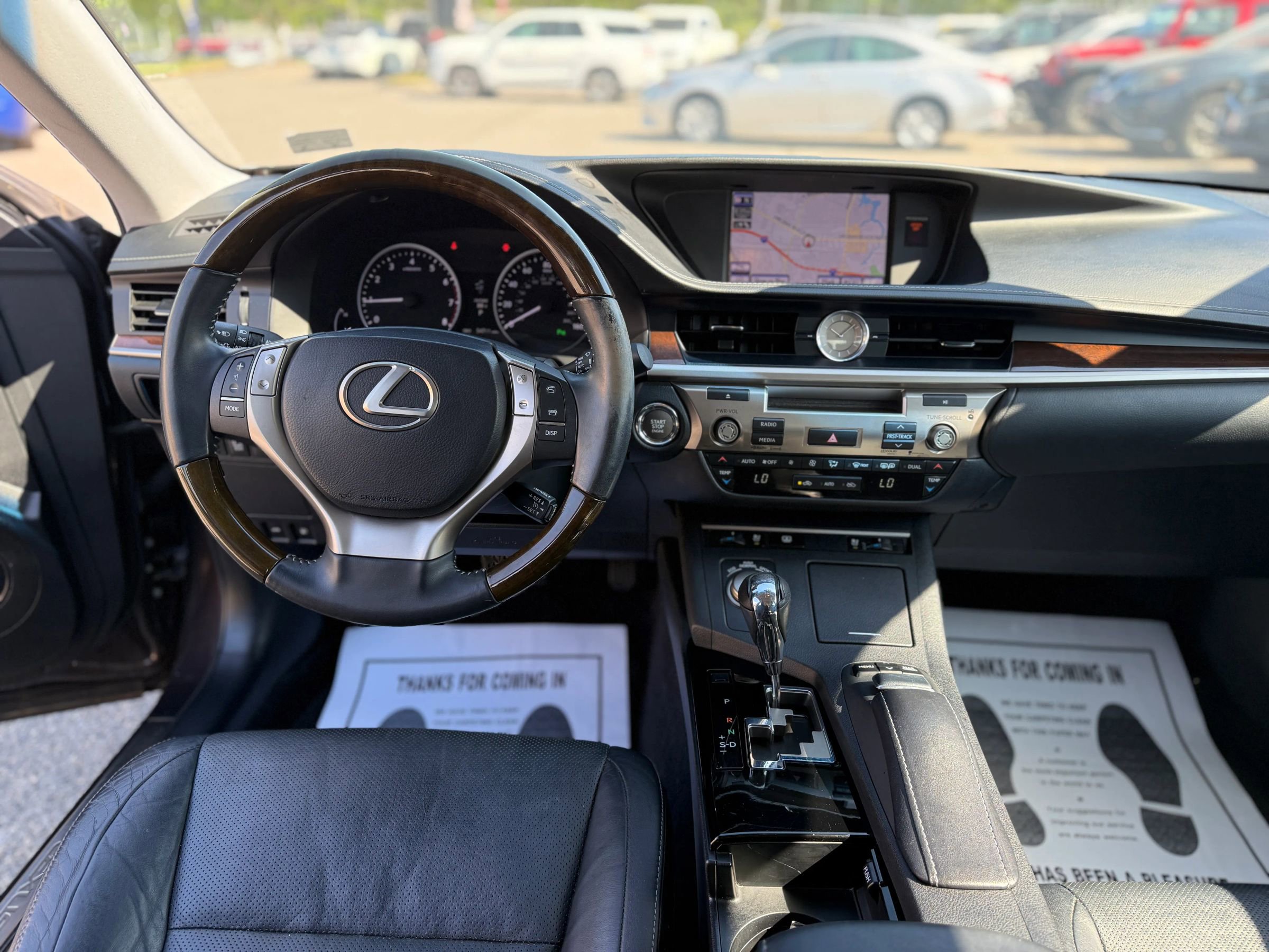 Used 2013 Lexus ES 350 w/ Luxury Pkg image 16