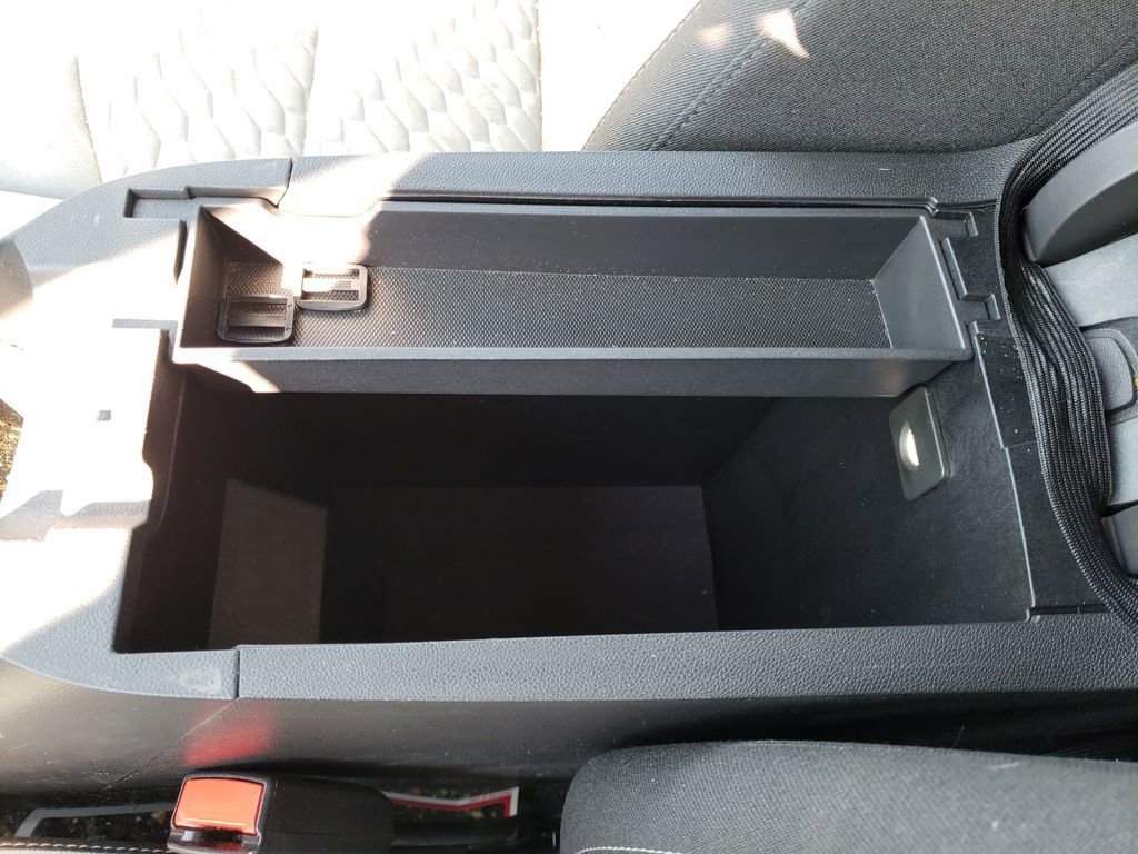 Used 2020 Chevrolet Equinox LS w/ LS Convenience Package image 23