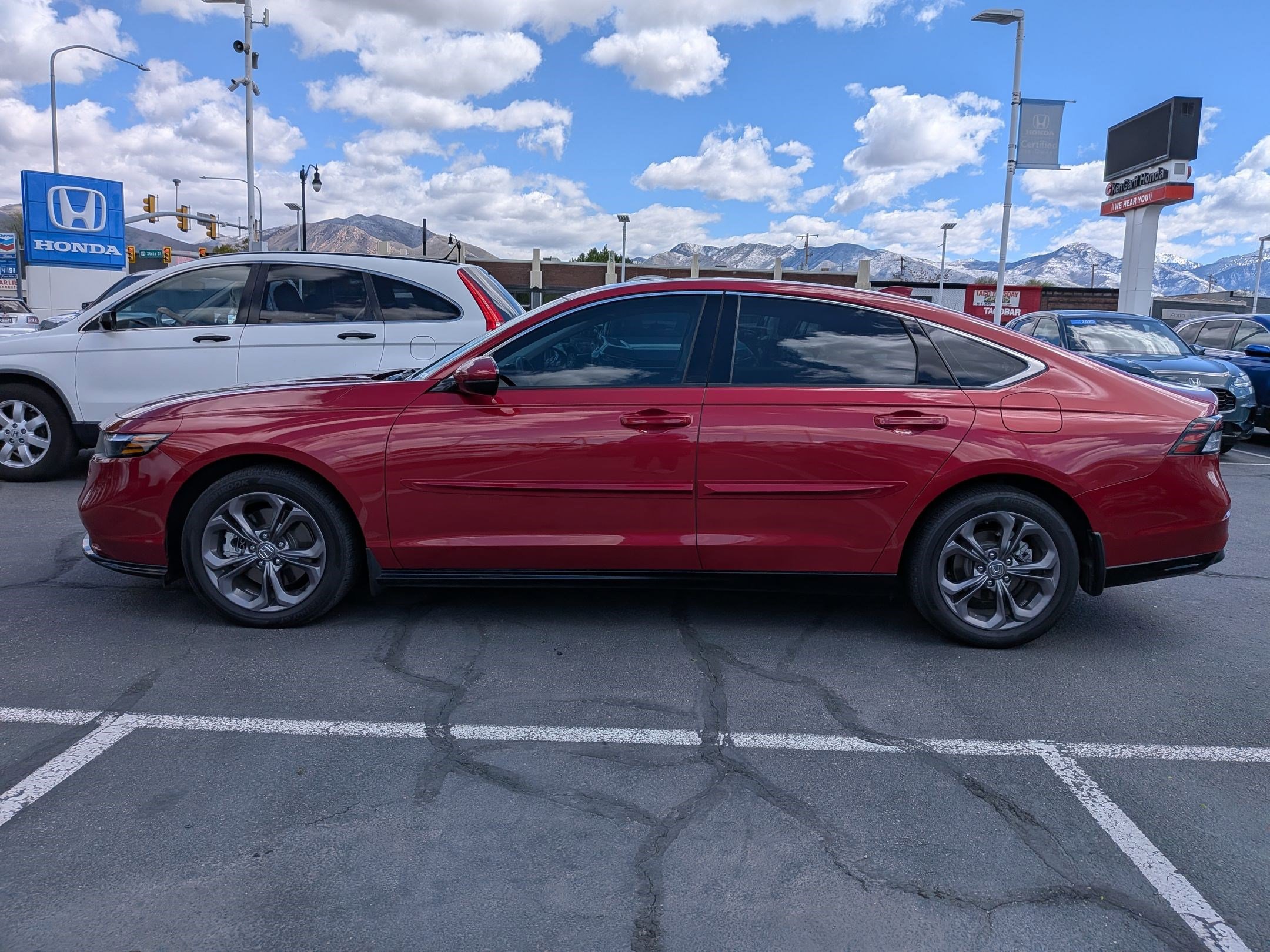 Certified 2023 Honda Accord EX-L image 9