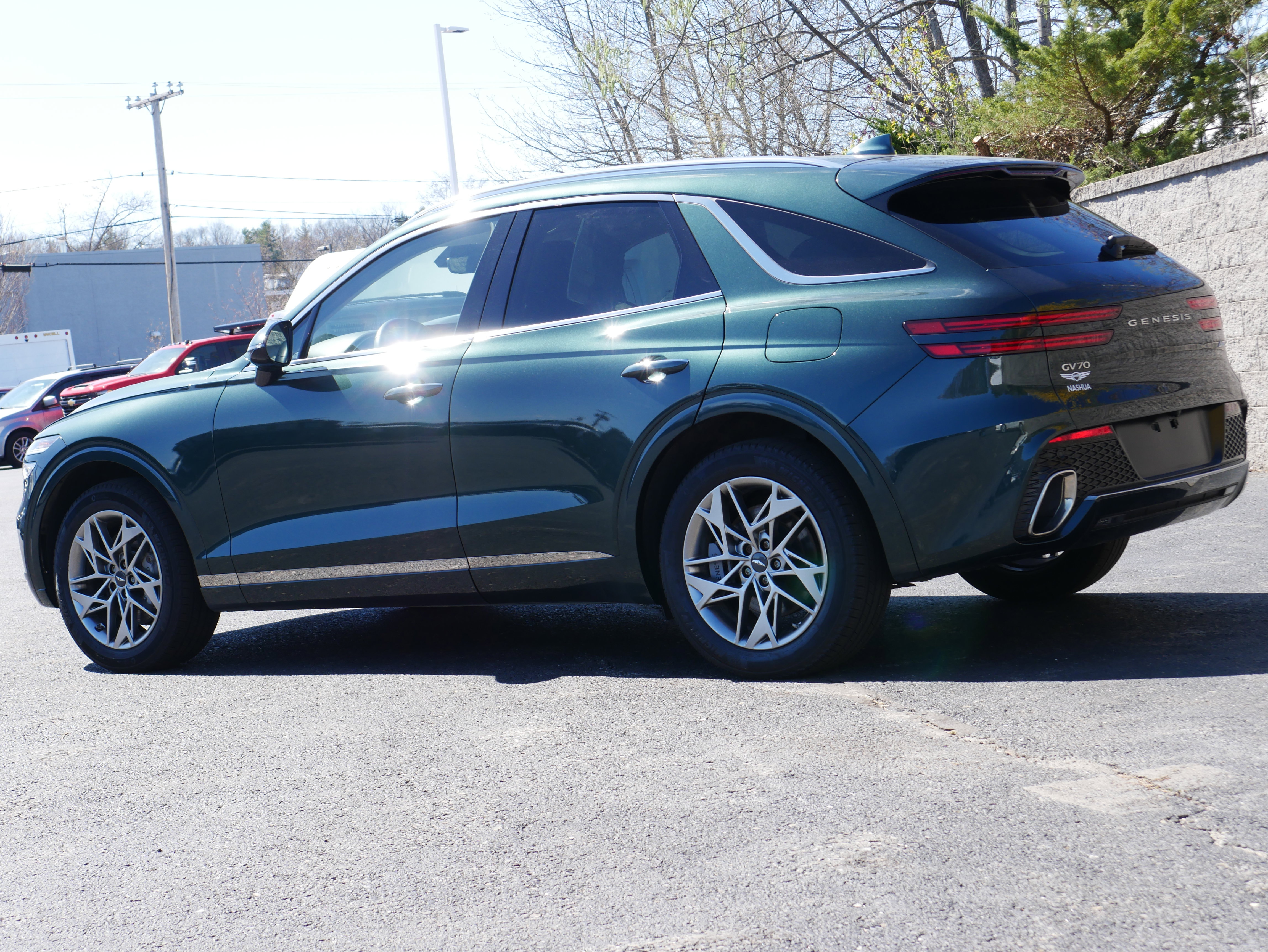 Used 2023 Genesis GV70 2.5T w/ Select Package AWD/4WD image 4