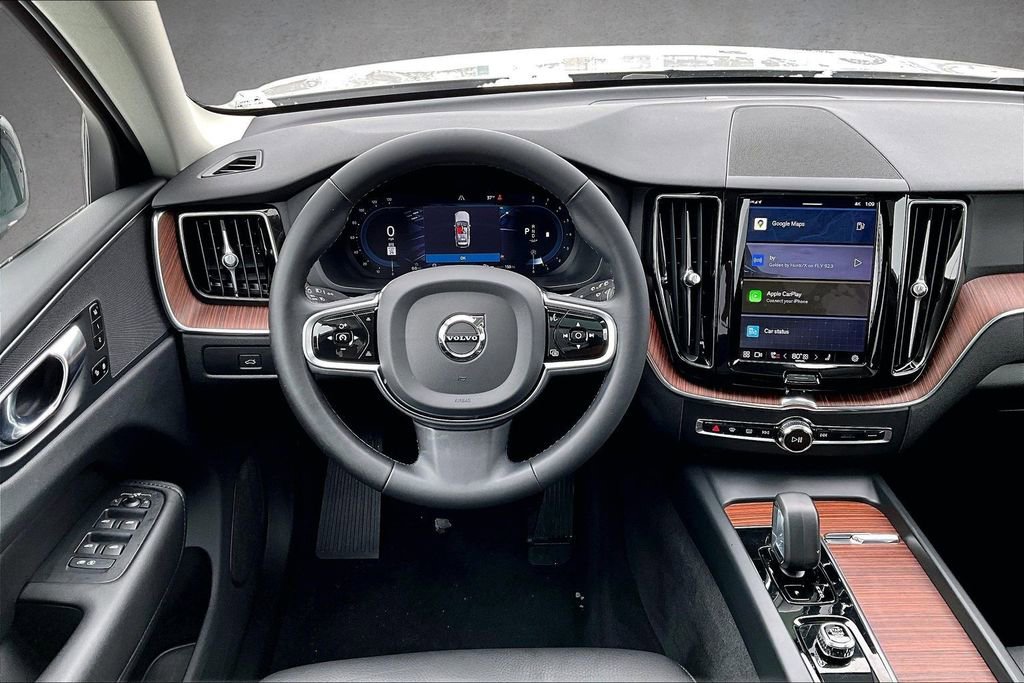 Certified 2023 Volvo XC60 B5 Plus w/ Protection Package Premier image 8