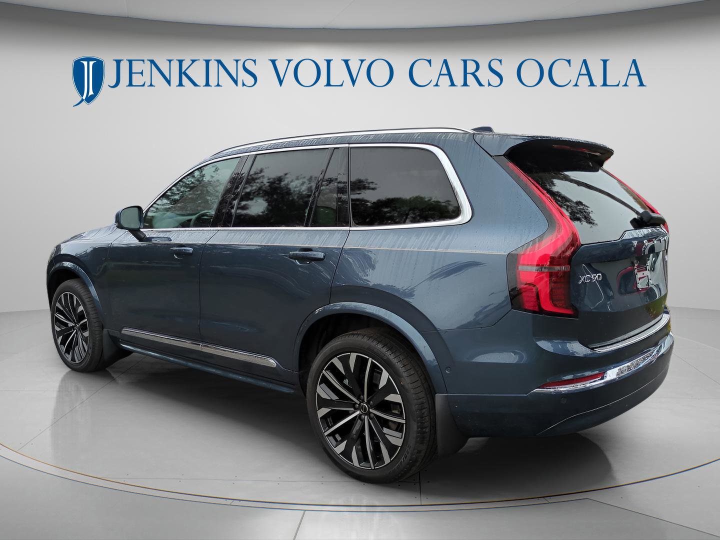 New 2026 Volvo XC90 B6 Plus w/ Protection Package Premier AWD/4WD image 5