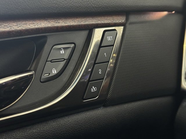 Used 2016 Cadillac CTS AWD Sedan w/ Seating Package image 34