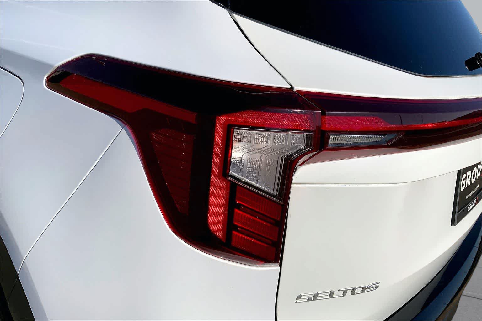 Used 2024 Kia Seltos X-Line AWD/4WD image 29