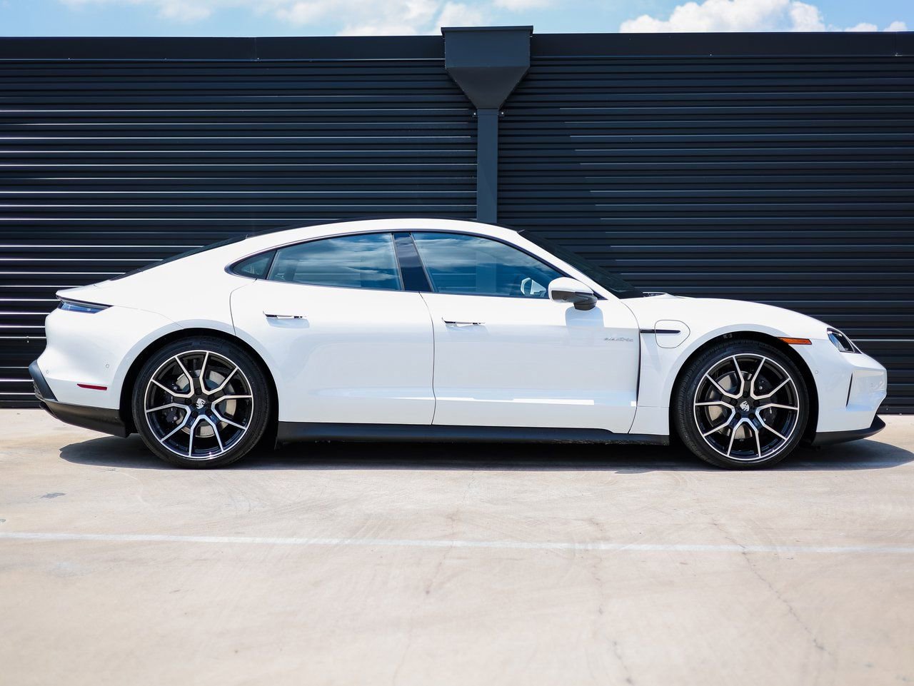 New 2026 Porsche Taycan AWD/4WD image 8