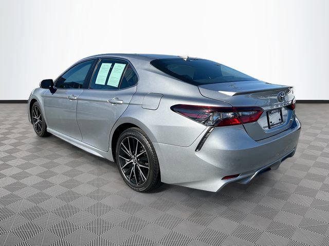 Used 2022 Toyota Camry SE image 5