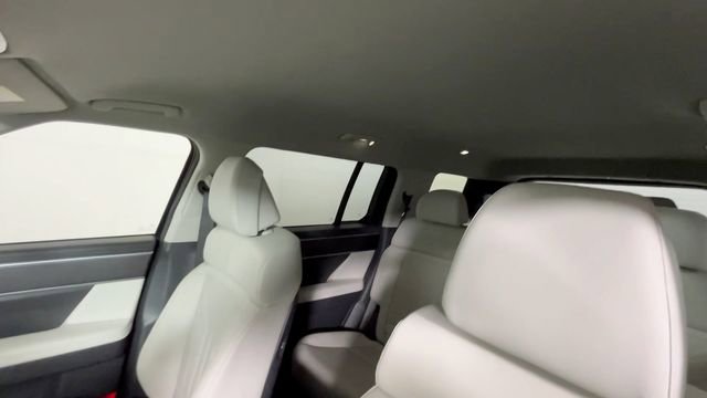 Used 2025 Hyundai Santa Fe SEL FWD image 20