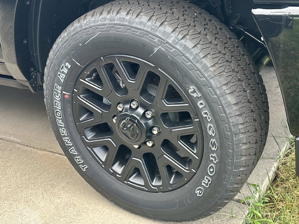 New 2026 RAM 3500 Limited AWD/4WD image 10