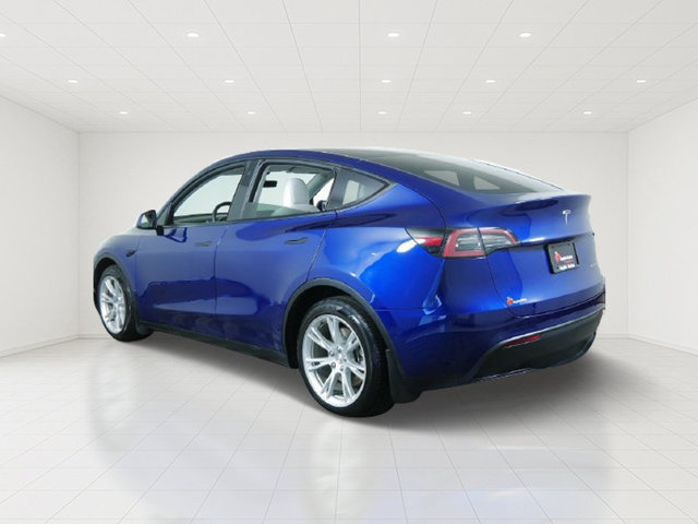 Used 2021 Tesla Model Y Long Range AWD/4WD image 7