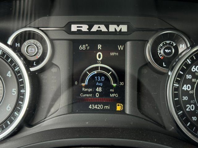 Used 2021 RAM 1500 Big Horn AWD/4WD image 17