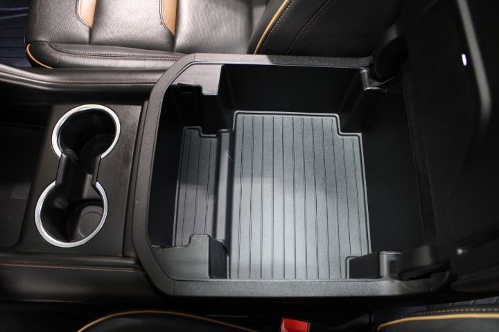 Used 2021 GMC Yukon AT4 image 30