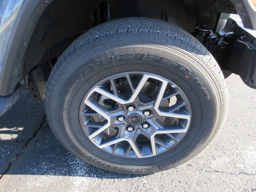 Used 2024 Jeep Wrangler Sahara w/ Technology Group image 9