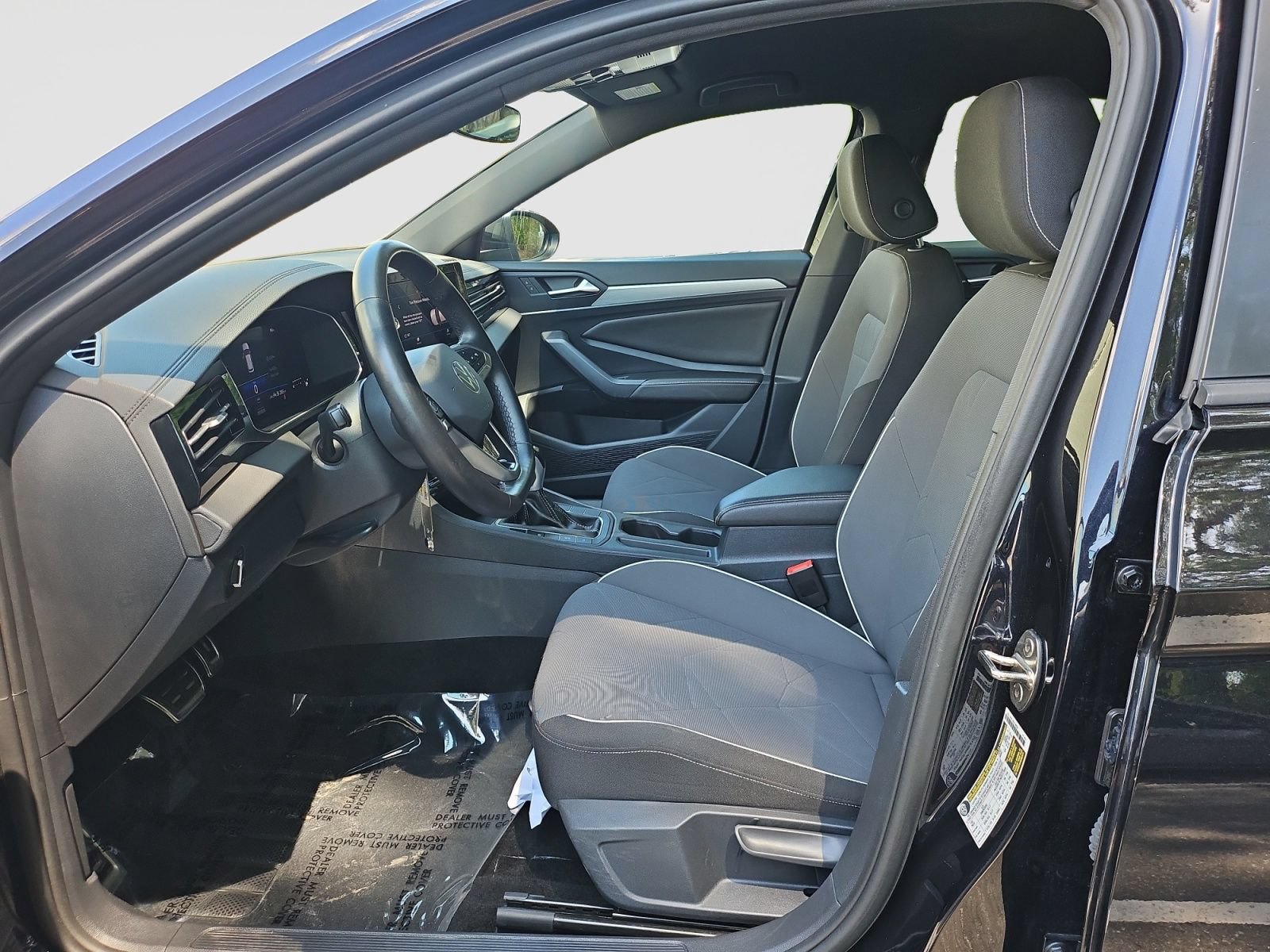 Used 2025 Volkswagen Jetta Sport FWD image 20
