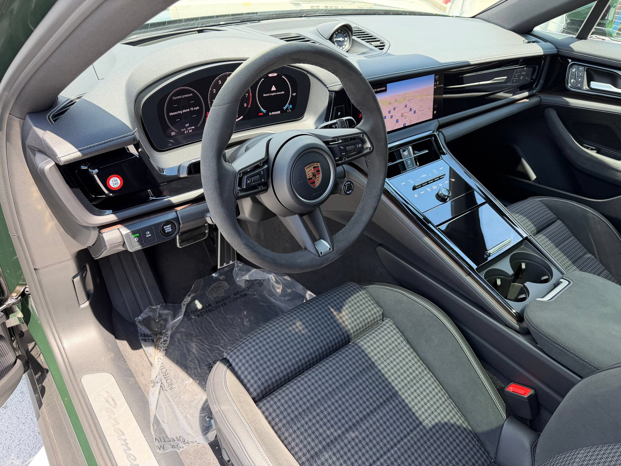 New 2026 Porsche Panamera 4 AWD/4WD image 4