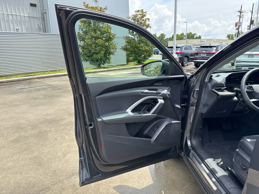 New 2025 Audi Q5 Premium Plus image 23