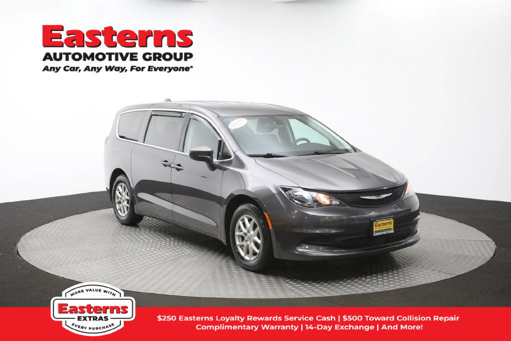 Used 2022 Chrysler Voyager LX FWD image 50