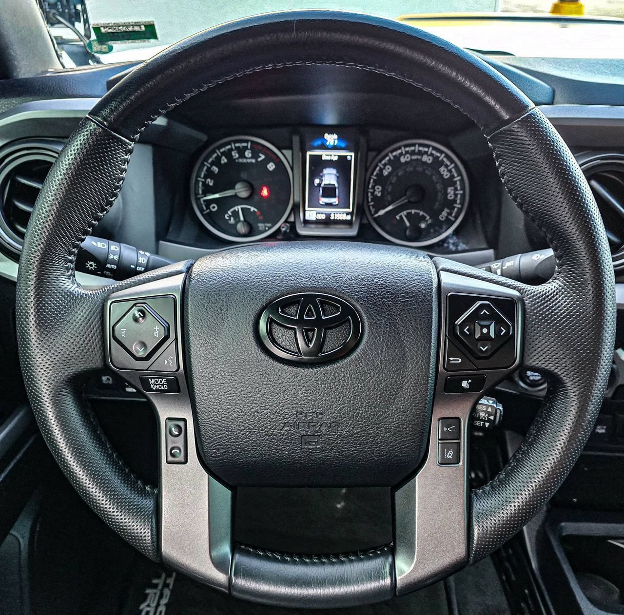 Used 2023 Toyota Tacoma TRD Pro AWD/4WD image 34