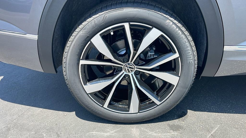 New 2025 Volkswagen Atlas SEL Premium R-Line image 33