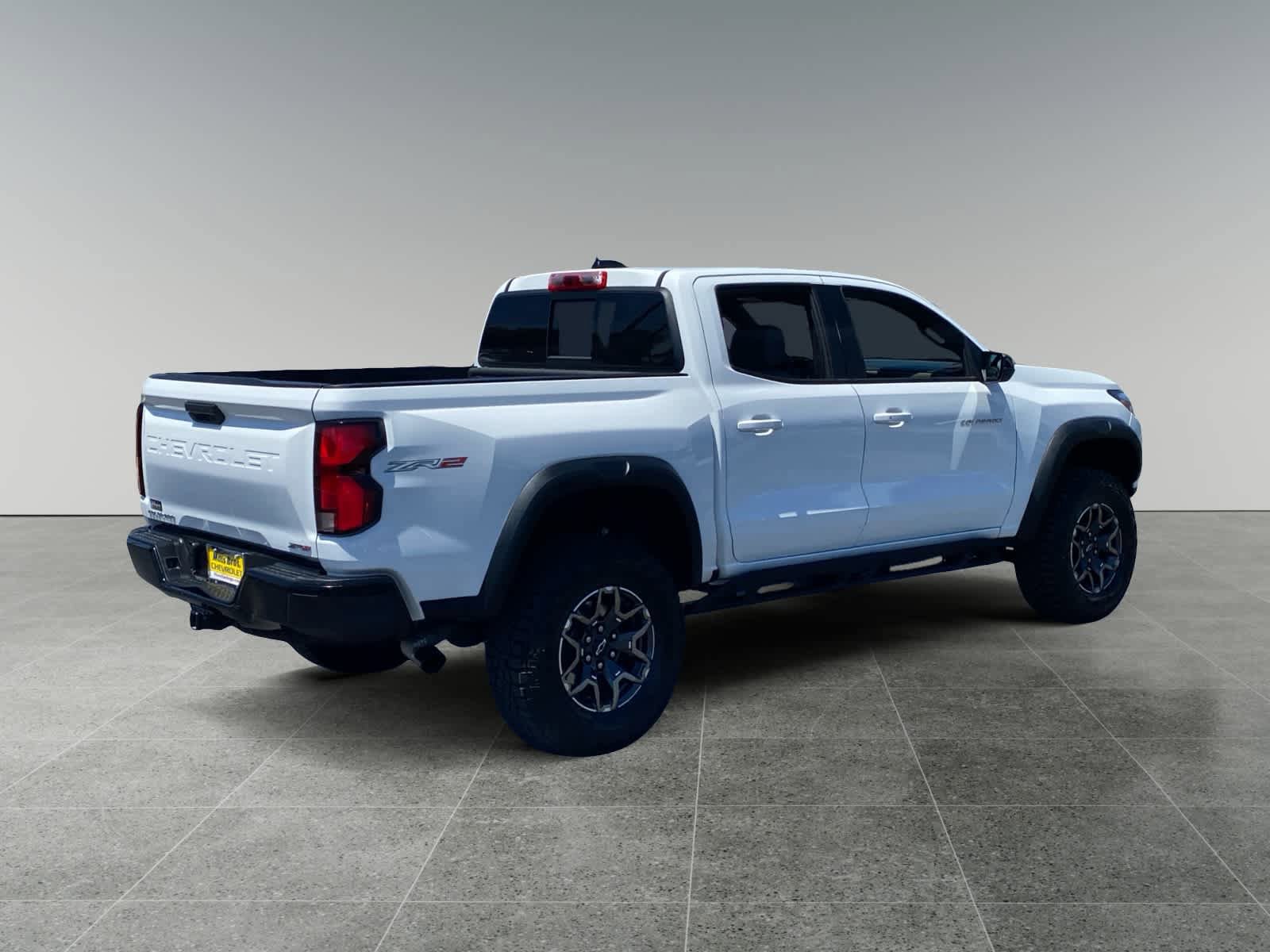 Used 2024 Chevrolet Colorado ZR2 AWD/4WD image 5