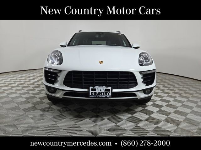 Used 2018 Porsche Macan Sport Edition AWD/4WD image 3