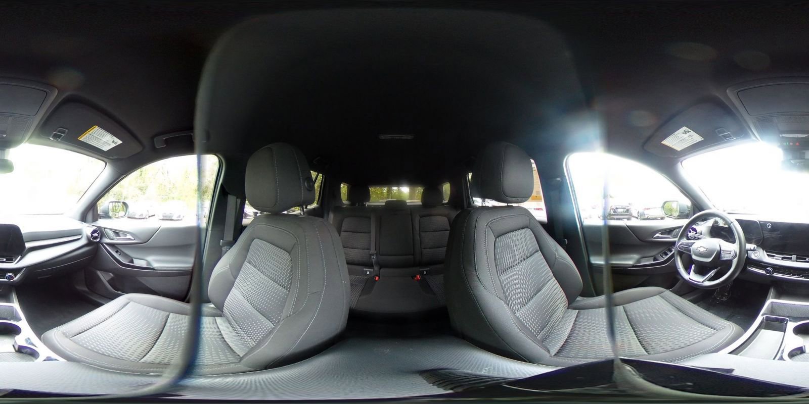 Used 2025 Chevrolet Equinox LT FWD image 42